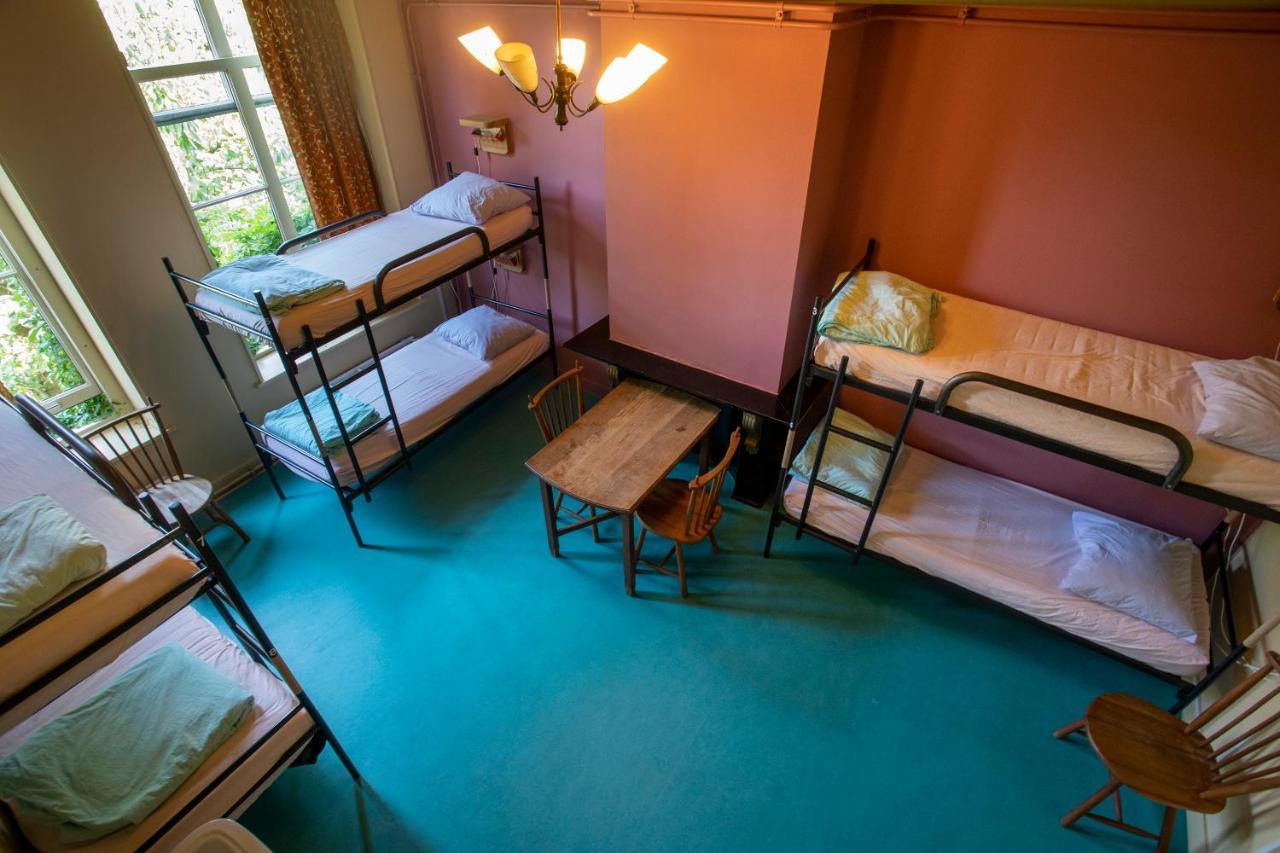 Bed 6-Bed Mixed Dormitory Room