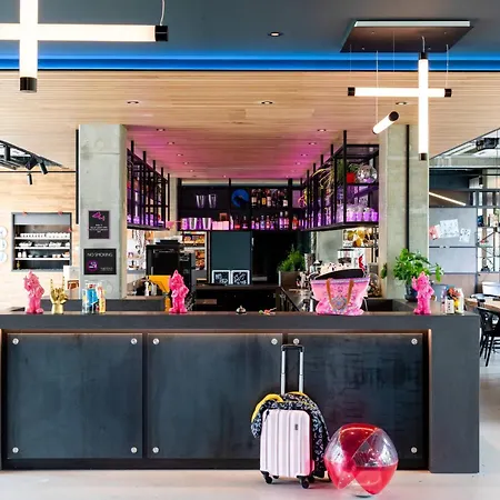 Moxy Utrecht-3